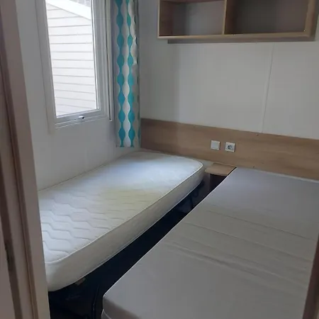 Mobilhome La Carabasse **** *