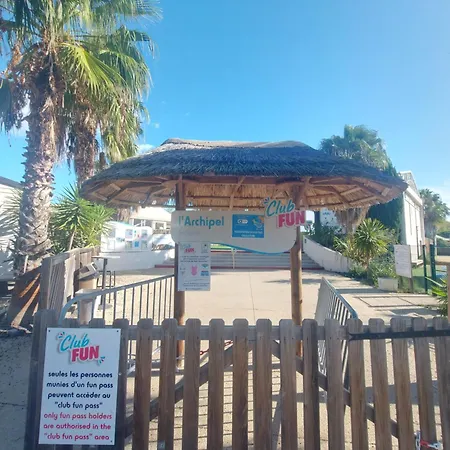 مكان تخييم Mobilhome La Carabasse **** *