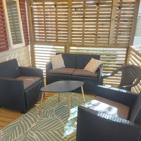 Mobilhome La Carabasse **** Vias