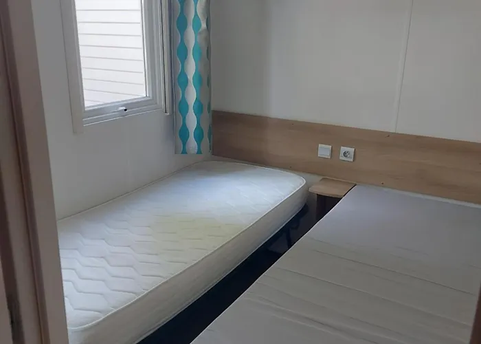 Mobilhome La Carabasse **** *